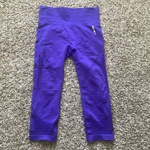 Gym Shark Energy+ Seamless Cropped Leggings size M